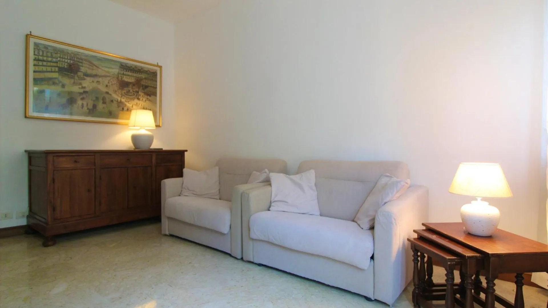 Frate - Your Home From Home Mediolan