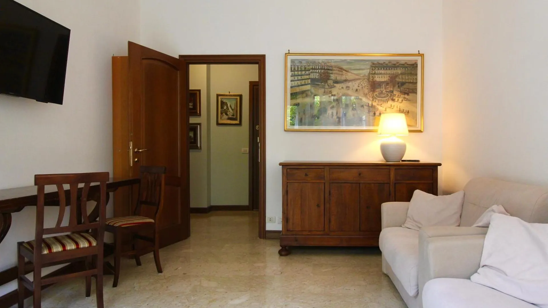 Frate - Your Home From Home Mediolan